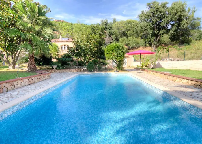 Cap Roux By Interhome Вилла Сен-Рафаэль