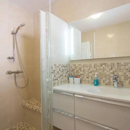 Cap Roux By Interhome וילה *