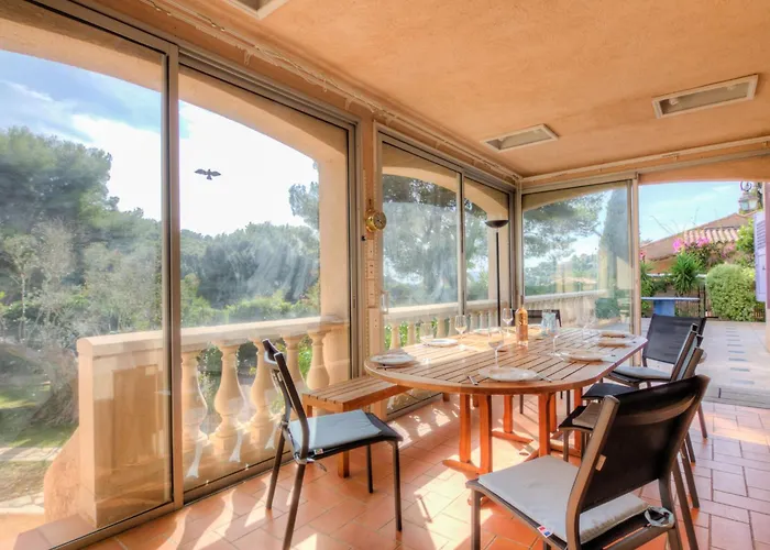 Villa Cap Roux By Interhome Saint-Raphaël