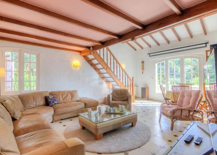 Cap Roux By Interhome Saint-Raphaël